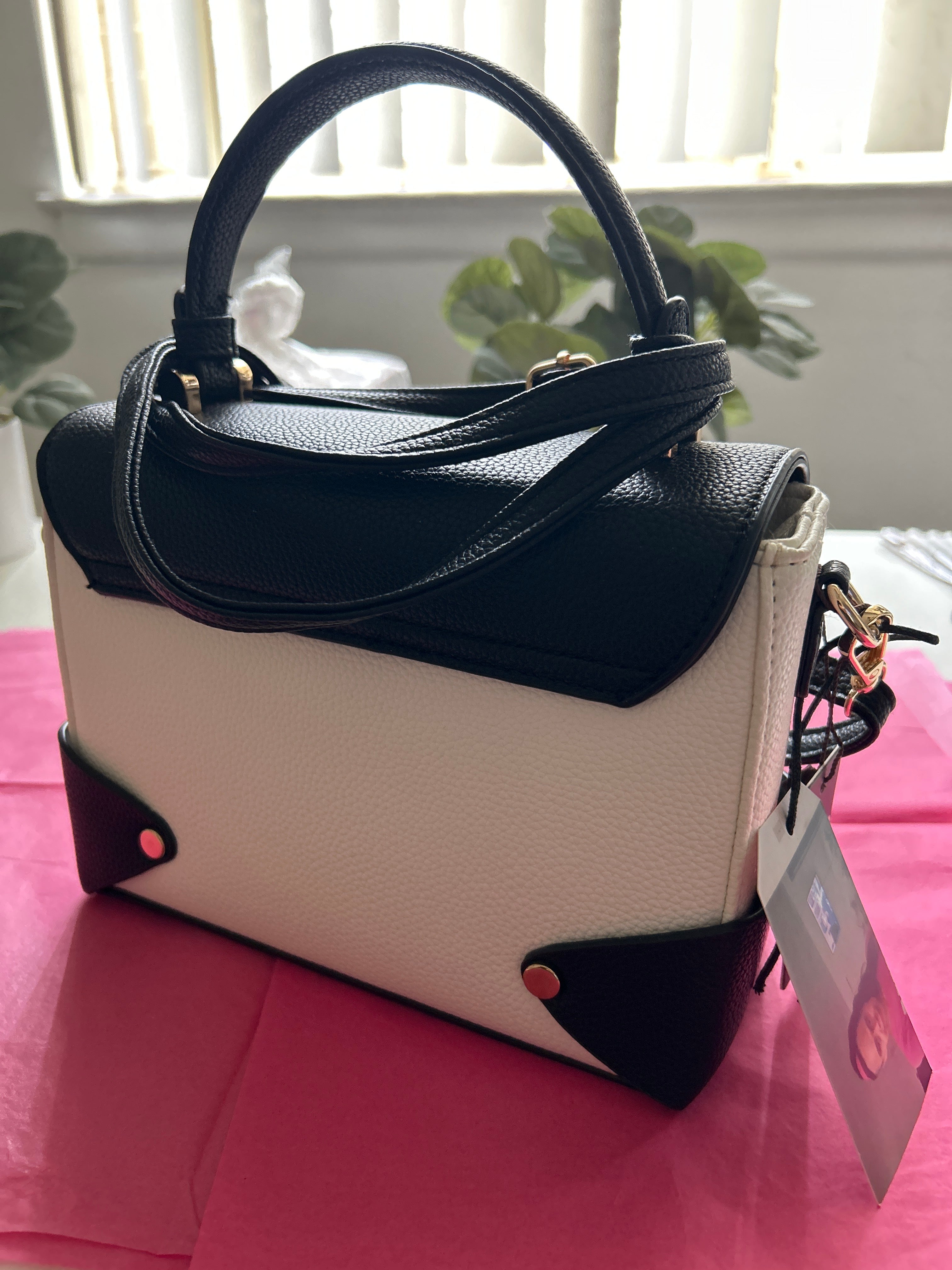 Cheryllee’s Glam Bag